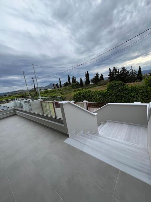 Villa Maria Eirini Lechaio Exterior foto